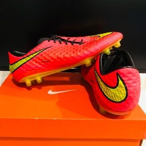 RARE Nike hypervenom Phantom 1 FG Pro Size 8.5